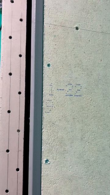 Монтаж люка Шагма на коробе с внешним углом