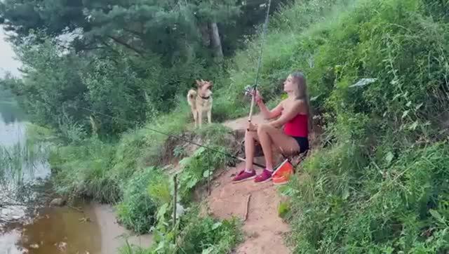 Поехали на РЫБАЛКУ С НОЧЕВКОЙ, ПЛОВ НА КОСТРЕ приготовили! Вот что случилось дальше... смотреть онлайн