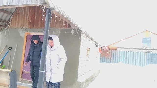 ФАСОВАЛА ВЧЕРАШНЮЮ РАБОТУ смотреть онлайн