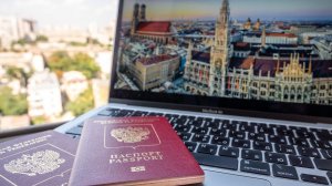 Россиянам все сложнее попасть в Европу. Какие трудности их ждут в 2026 году?