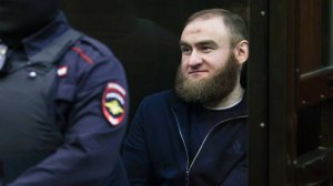Суд приговорил к 10 годам колонии экс-сенатора Арашукова по делу о даче взятки