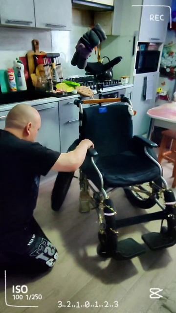 ТО для Катиной кареты 👍💪  #токоляски #инвалиднаяколяска #катаржина смотреть онлайн