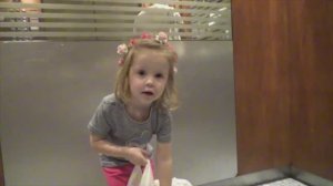 Лайк Настя отправляется в путешествие, сборы