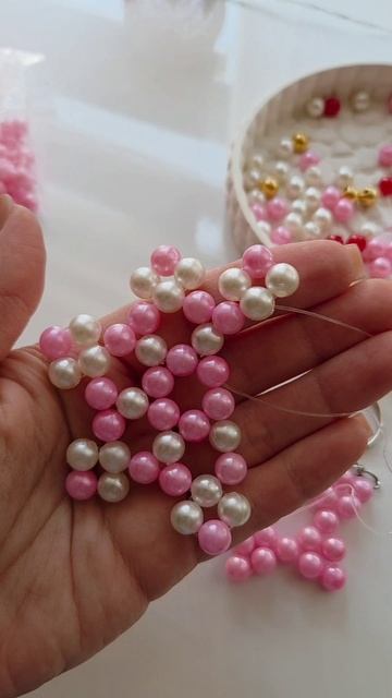 Снежинка из бусин❄️ смотреть онлайн