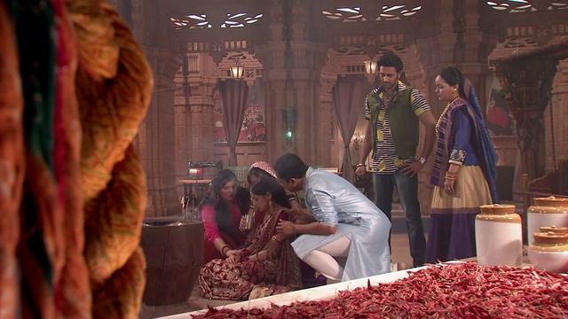 Цвета страсти 74 серия «Рудра принуждает Паро к браку» (сериал, 2013)