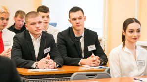 1800 югорчан заявились на региональный этап Всероссийской олимпиады школьников