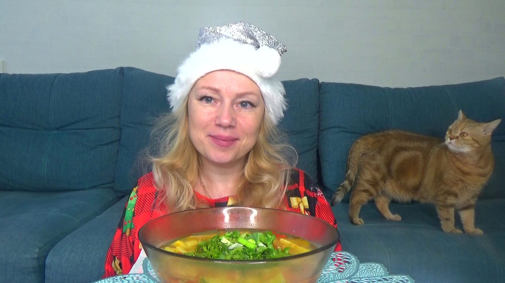 Мукбанг суп Щи с квашеной капустой, кисляк. Еда. смотреть онлайн