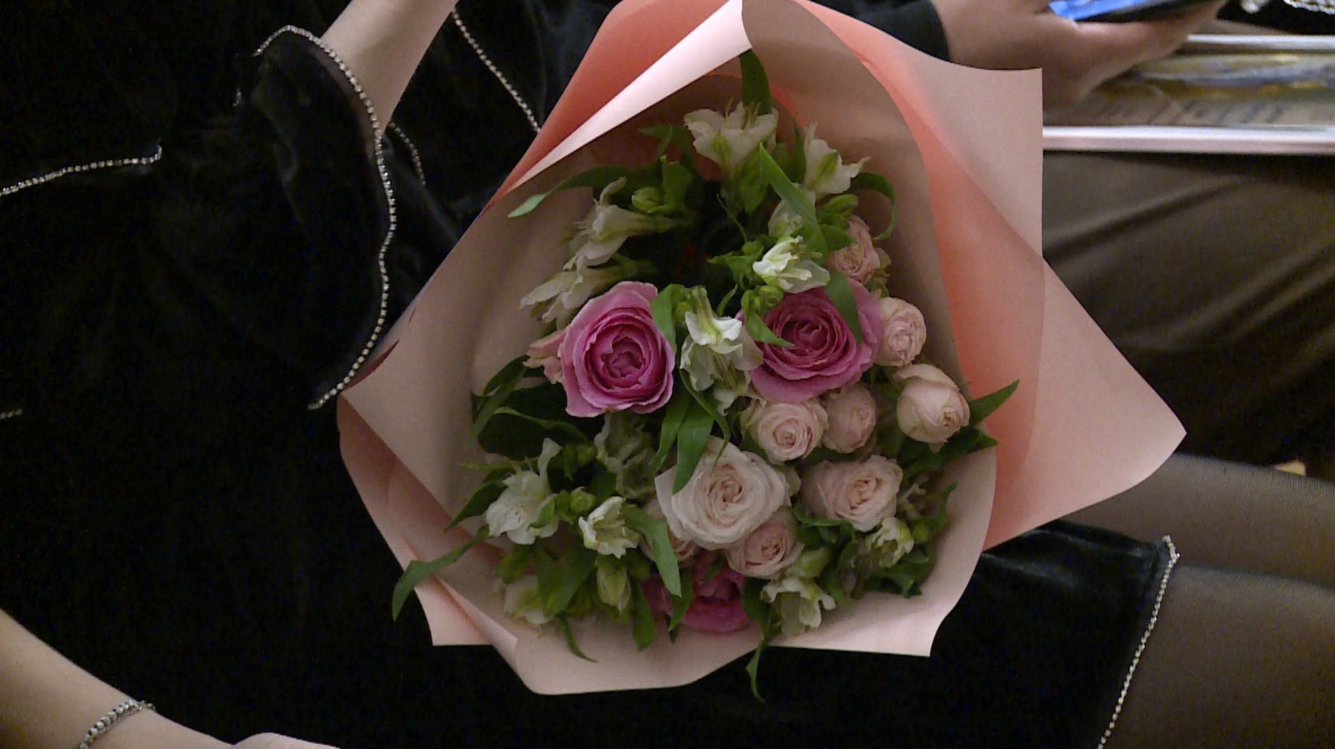 Пятый год подряд Гран-при «Хрустального журавля» получает ТКР смотреть онлайн