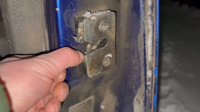 Не смазывайте механизм автомобиля маслом, солидолом, литолом смотреть онлайн