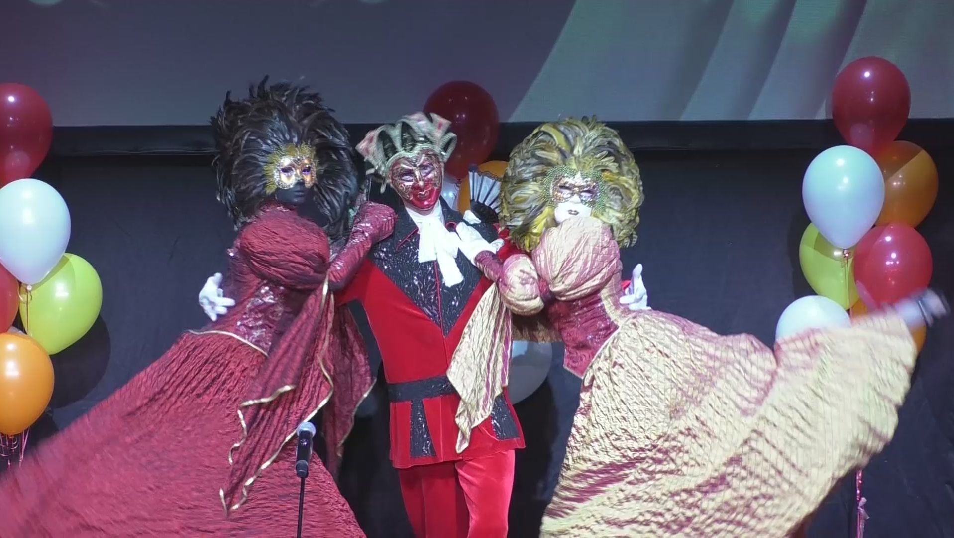 С каждым годом участников все больше, а состязания за заветный диплом проходят все жарче смотреть онлайн