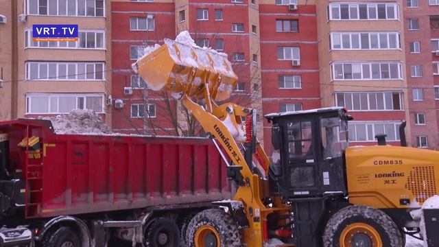 Уборка улиц и дворов от снега смотреть онлайн