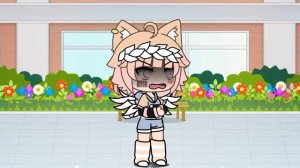 Алиса, она притворялась моей сестрой, но она была!?