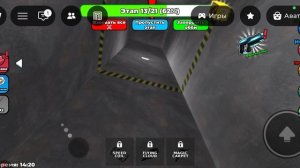 не могу выйти из пиццерии 🤦🏼♀️