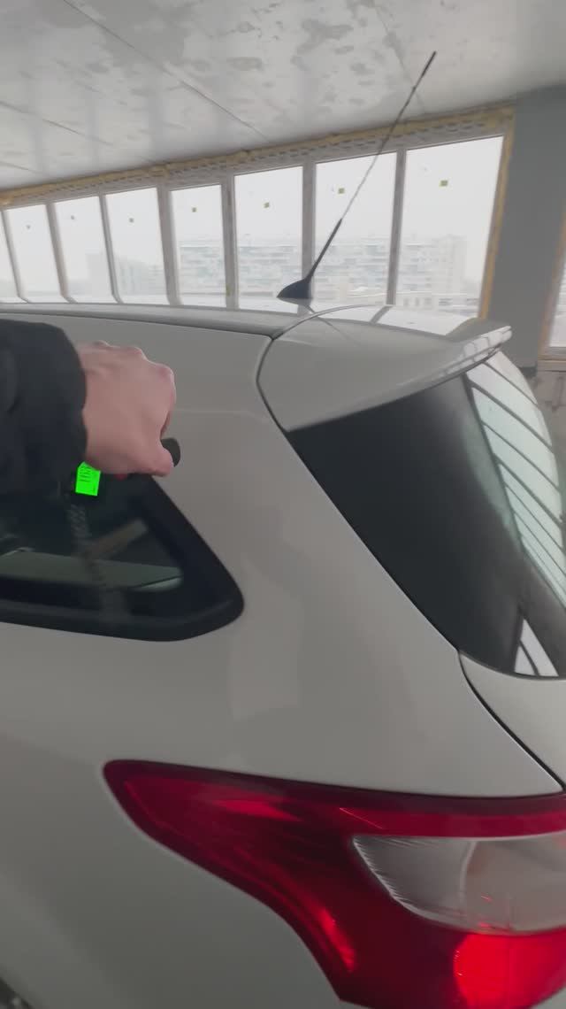 Форд Фокус 3 2014г 1,6 АКПП универсал белый смотреть онлайн