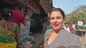 Наташа Замуж в Индию - ДУРАЦКАЯ СИТУАЦИЯ Женщина набросилась на моего мужа из-за меня 12.01.2026