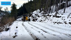 Грейдер. Расчистка горных дорог от снега.