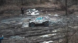 Ока 4х4 ЗАВОДИТ... джиперов в непролазное БОЛОТО! Жёсткий гряземес. УАЗ пасует! Самодельный вездеход