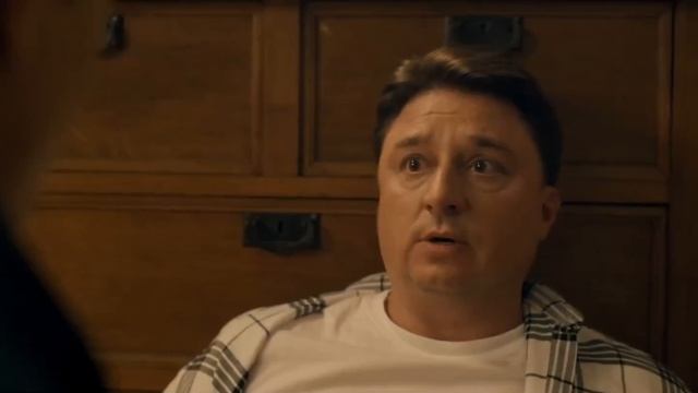 Пpизрак в ceмье смотреть онлайн