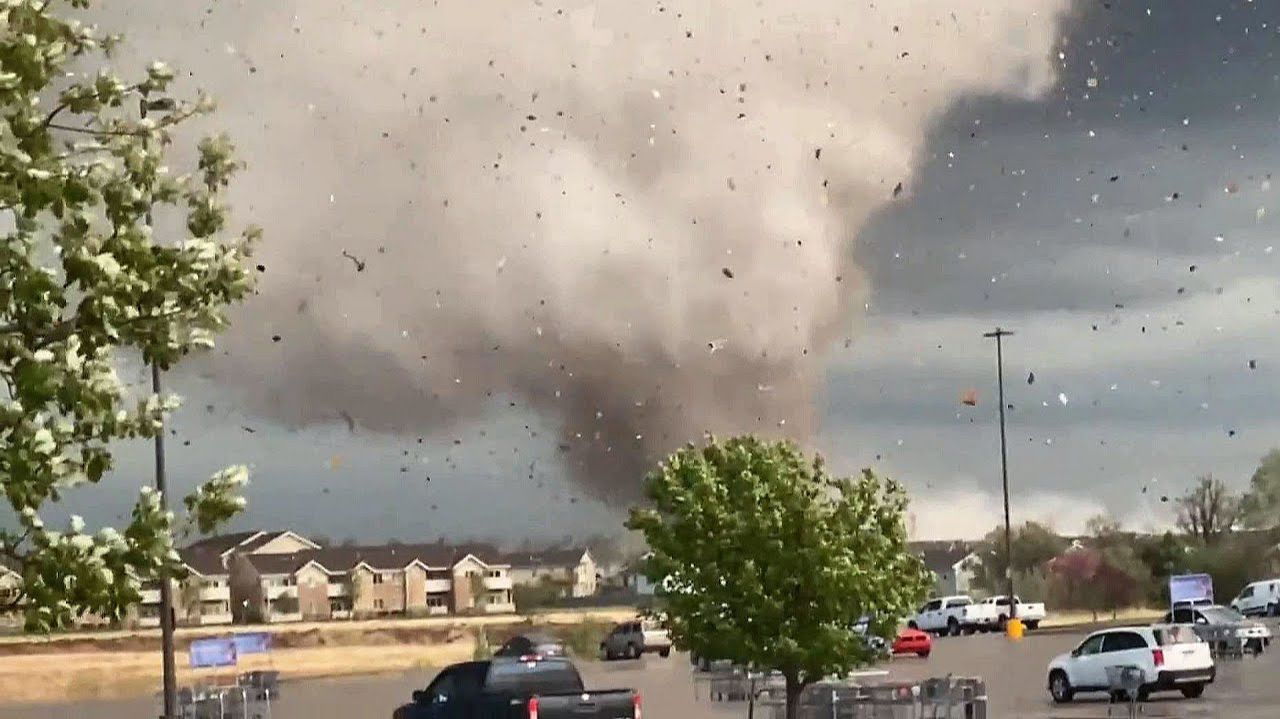 Когда Смерч Негодует... смотреть онлайн