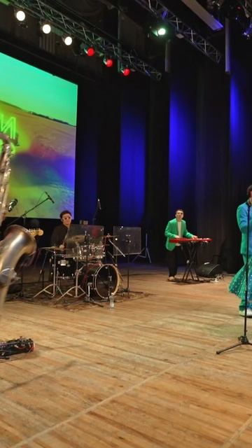 Попытка номер пять в стиле ретро драйва смотреть онлайн