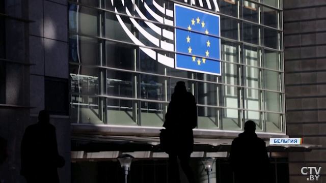 США смеются над Европой! | Распад ЕС близок? | Безумные планы Брюсселя: началась подготовка к войне? смотреть онлайн