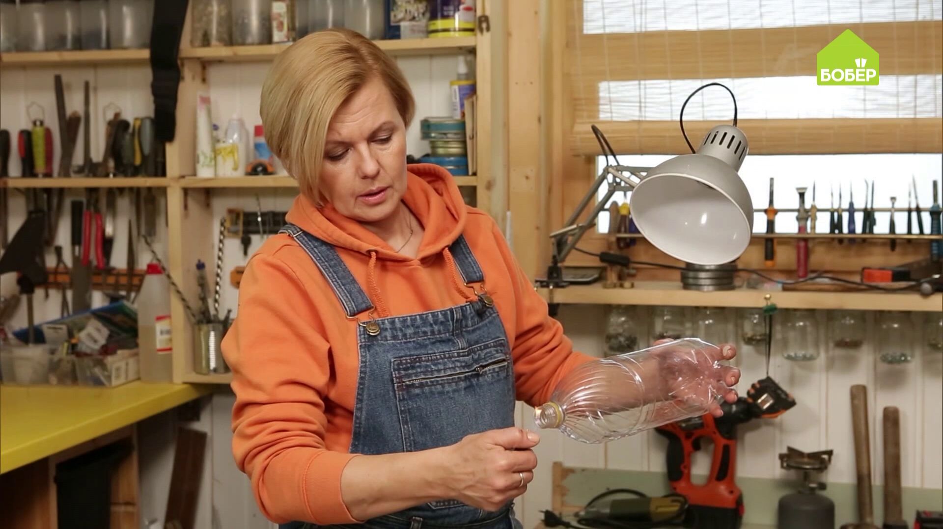 Как вытащить цоколь из патрона, если лампочка разбилась. Метод, который работает смотреть онлайн