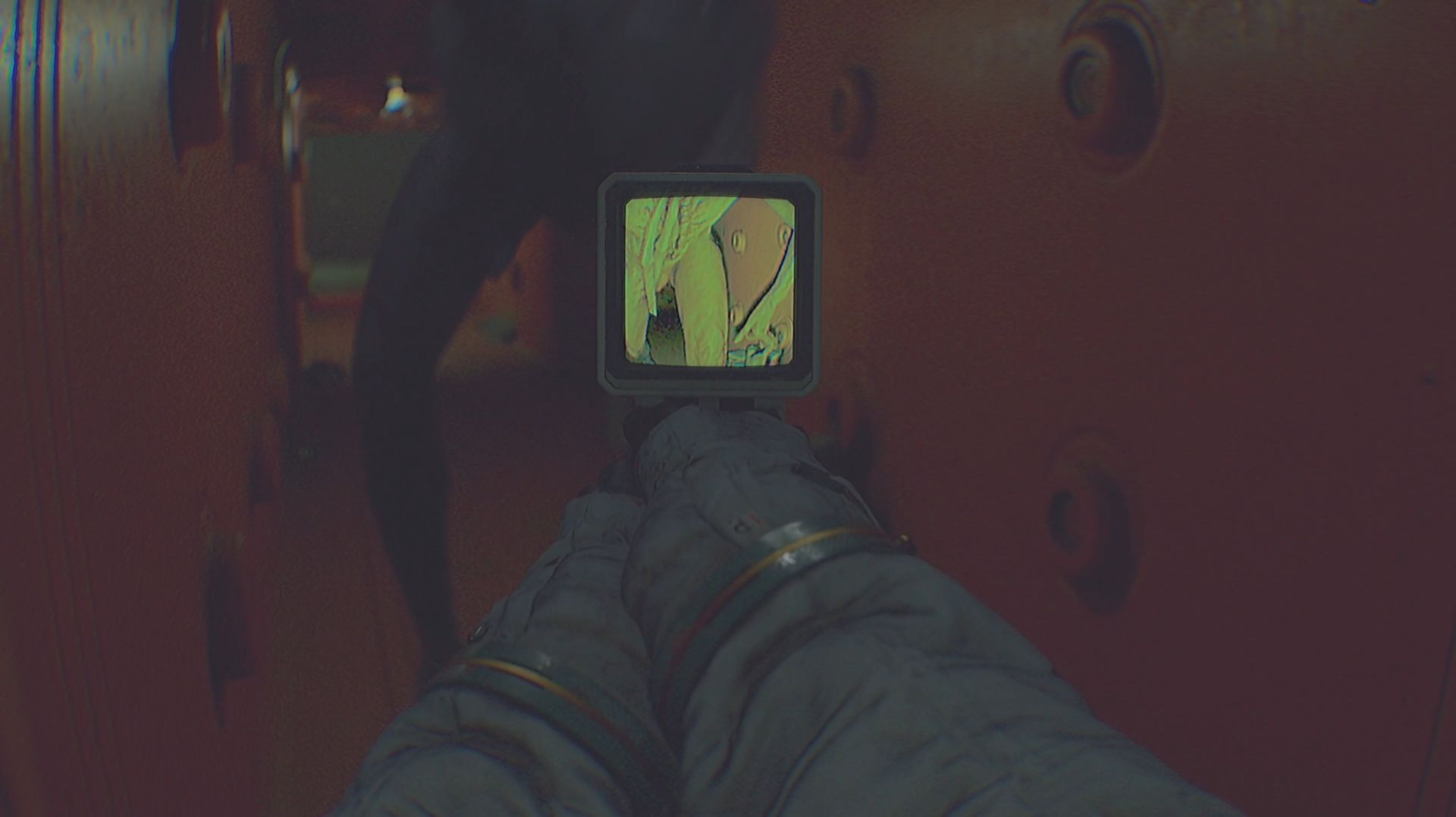 Routine. Part 3. Нужно починить серверы. Новый модуль для ИПК и новый монстр. Это не робот. Он живой