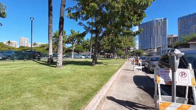 Гавайи Вайкики улицы пляжи и живые эмоции людей 🌺🚶♂️ смотреть онлайн