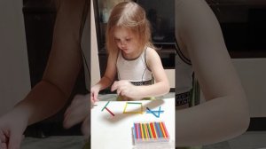 Саша делает уроки