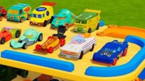 Машинки летают и прыгают! Развивающие мультики Машины помощники. Мультфильмы про машинки