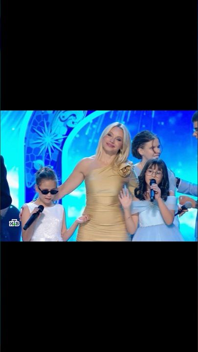 Выступление со слабовидящим детишками – про тепло и свет, который мы можем дарить друг другу. 💙 смотреть онлайн