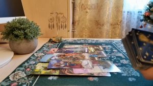 Его мысли, чувства и действия. Онлайн гадание