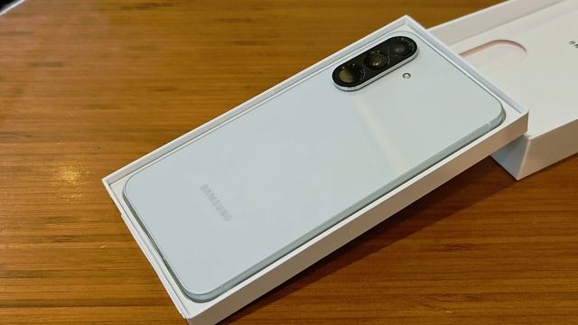 Samsung Galaxy A56 смотреть онлайн
