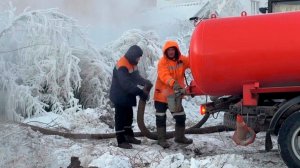 Жители Тимертау остались без тепла в тридцатиградусные морозы из-за аварии на теплотрассе