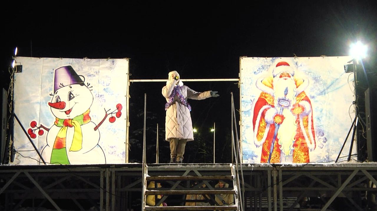 ПРАЗДНИЧНОЕ НАСТРОЕНИЕ смотреть онлайн