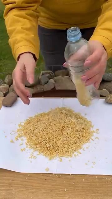 Должен знать каждый, кто не знал😉👌 Самодельный розжиг, который горит в любую п