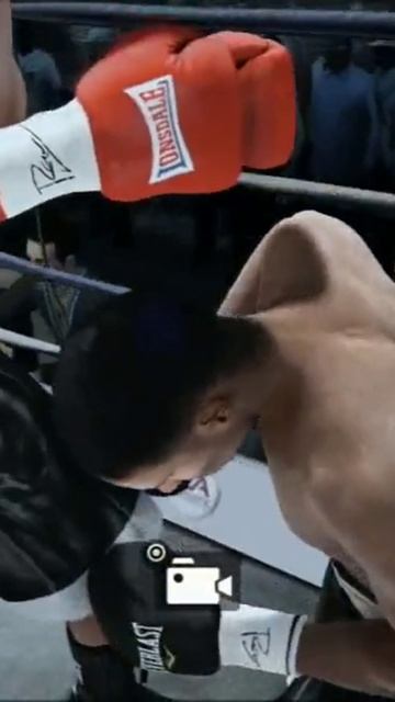 Воробьёв роняет Прескотта в моделировании #shorts #воробьёвпрескотт #fightnightchampion смотреть онлайн