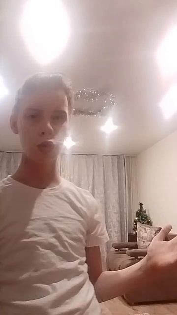 не могу я выбрать между той и этой смотреть онлайн