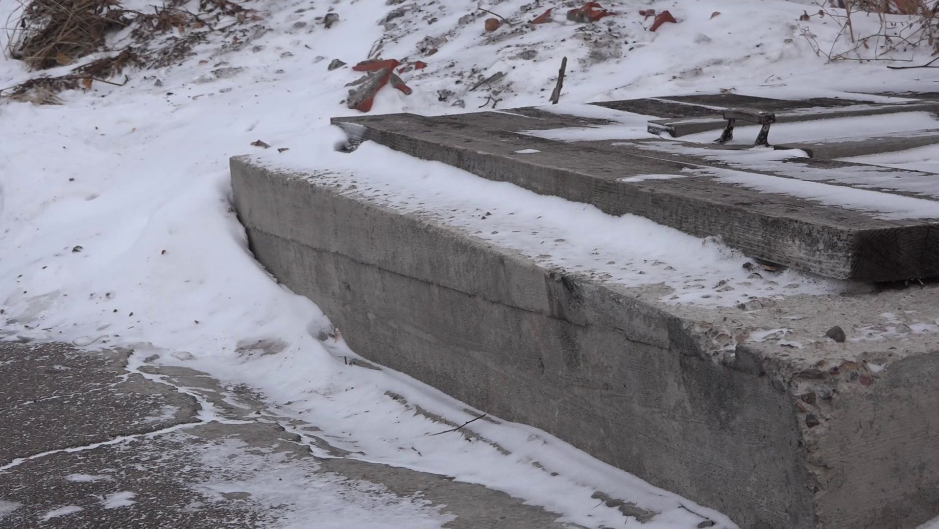 ПОТОК ПРОБЛЕМ: СЕПТИК ТОПИТ ДОРОГУ В ПОКРОВКЕ смотреть онлайн