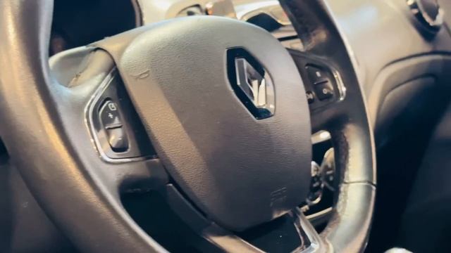 Продается RENAULT Kaptur 2016 /Авто с пробегом смотреть онлайн