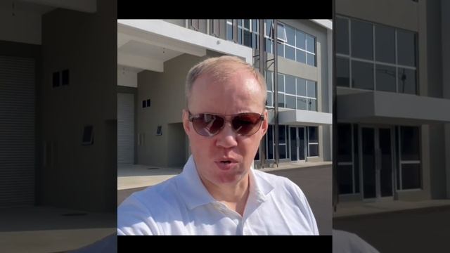 retail to indutrial тренд продолжается торговые центры переделываем в склады