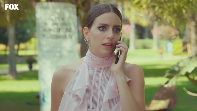 Постучись в мою дверь - А кто должен был взять тебя за руку? смотреть онлайн