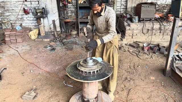 Процесс изготовления буровой установки для бурения водяных скважин. 2 серия. Процесс изготовления буровой установки для бурения водяных скважин. 2 серия.