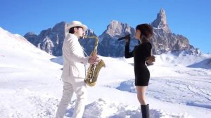 Прекрасный дует в зимних горах!