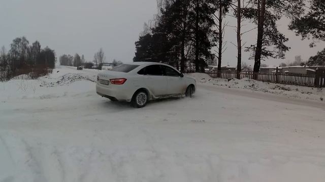 Лада Веста. Как работает система АБС(ABS) и система стабилизации ESP смотреть онлайн