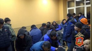 Полицейские пресекли нарушения миграционного законодательства на стройке в Подмосковье