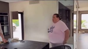 Когда съел ведро оливьешки