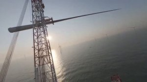 🌊⚡️В Китае установили мощнейший в мире морской ветрогенератор