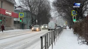 Госавтоинспекторы просят водителей по возможности воздержаться от поездок, тем более через перевалы