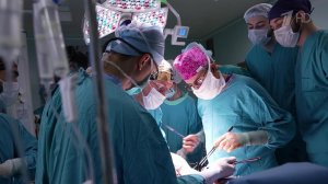 В центре имени Блохина спасли пациентку с редкой опухолью сердца.